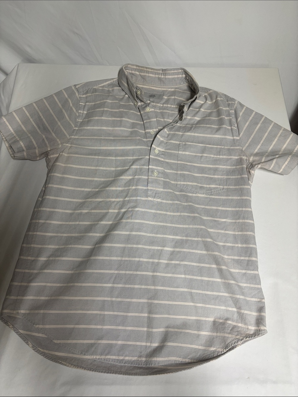 Jack Spade Short-Sleeve Button Polo in Light Gray and White